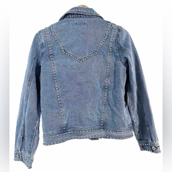 NWT Forever21 Jean Jacket Women’s Small Denim Studded Trim - Picture 2 of 7